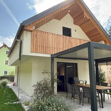 Charming House In Gozd Martuljek
